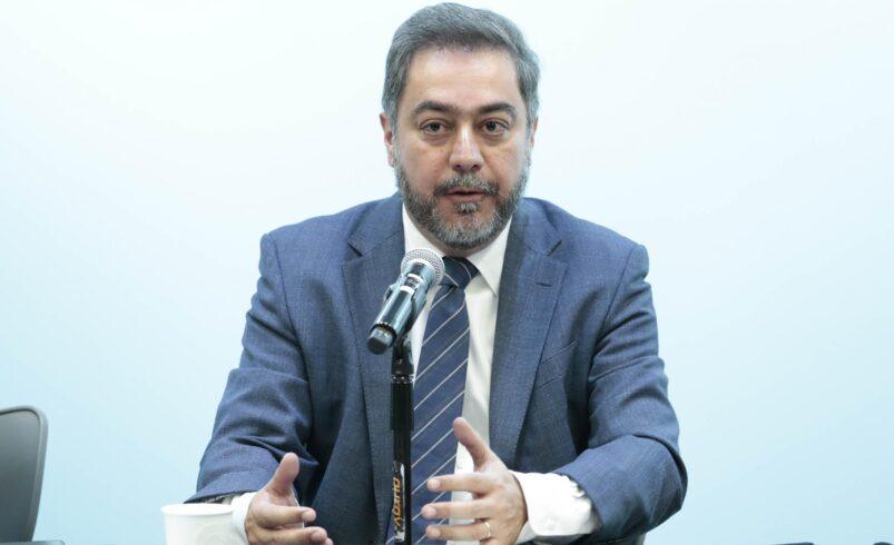 Vidal Llerenas toma el control del IMPI en un momento decisivo para México; Ebrard apuesta por la innovación y las patentes