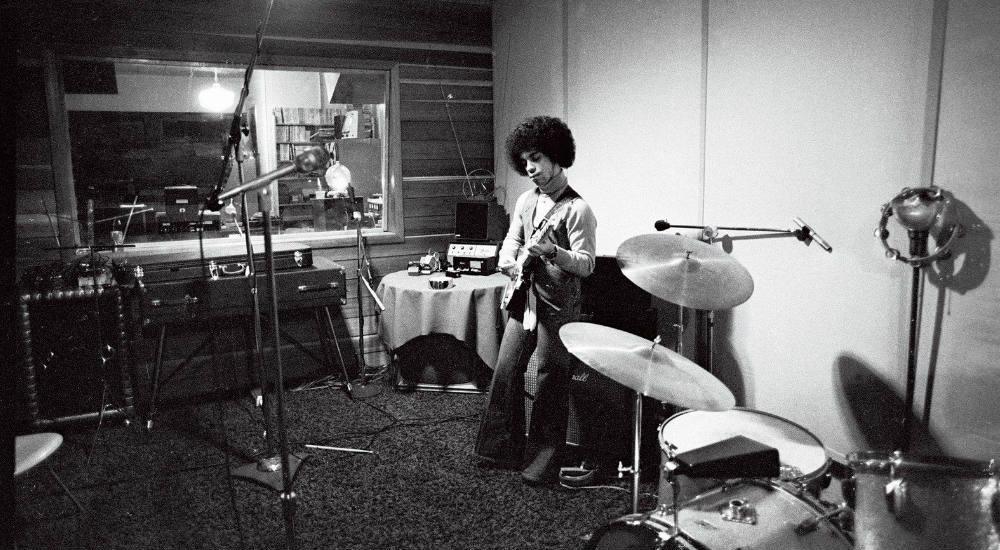 La bóveda de Prince vuelve a abrirse: anuncian Timeless, un álbum con material inédito que recorre casi cuatro décadas