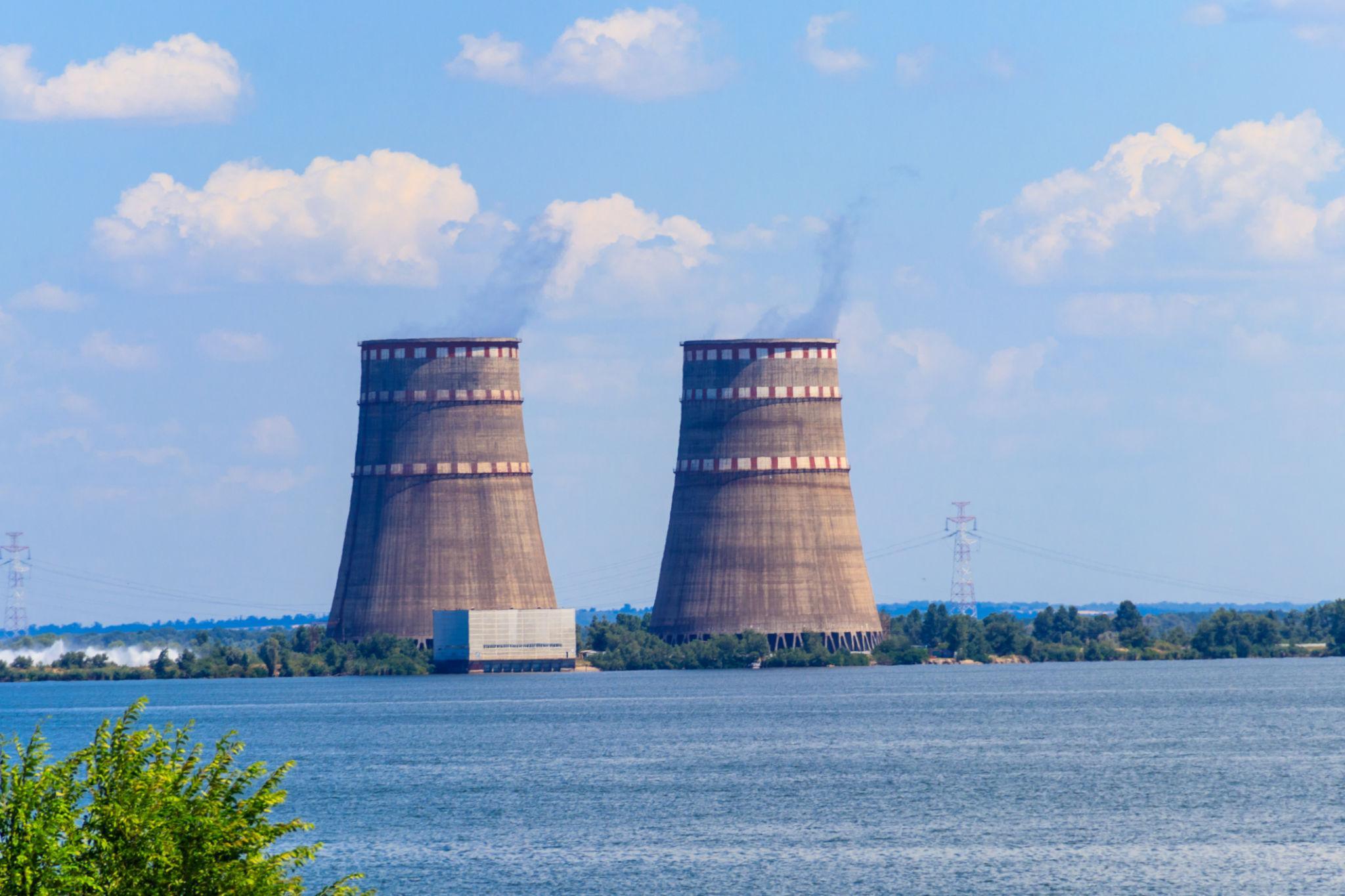 Dron impacta central nuclear de Zaporiyia y revive el fantasma de una catástrofe atómica en Europa