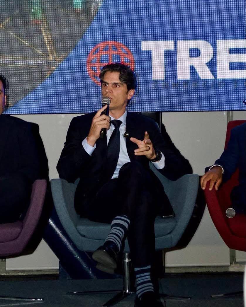 Valladares plantea un nuevo reto para SLP: que la inversión extranjera impulse a empresas potosinas