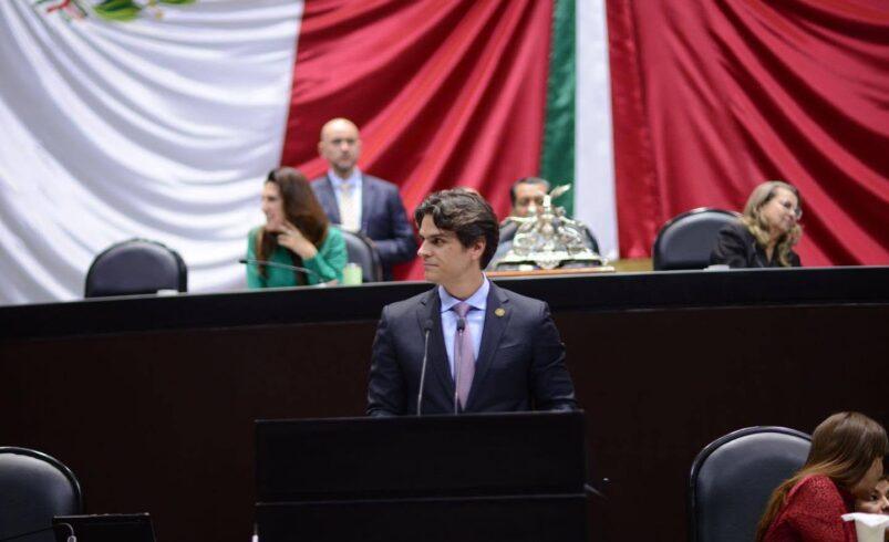 Valladares busca ponerle freno a la burocracia con paquete de reformas para emprendedores, vivienda y campo