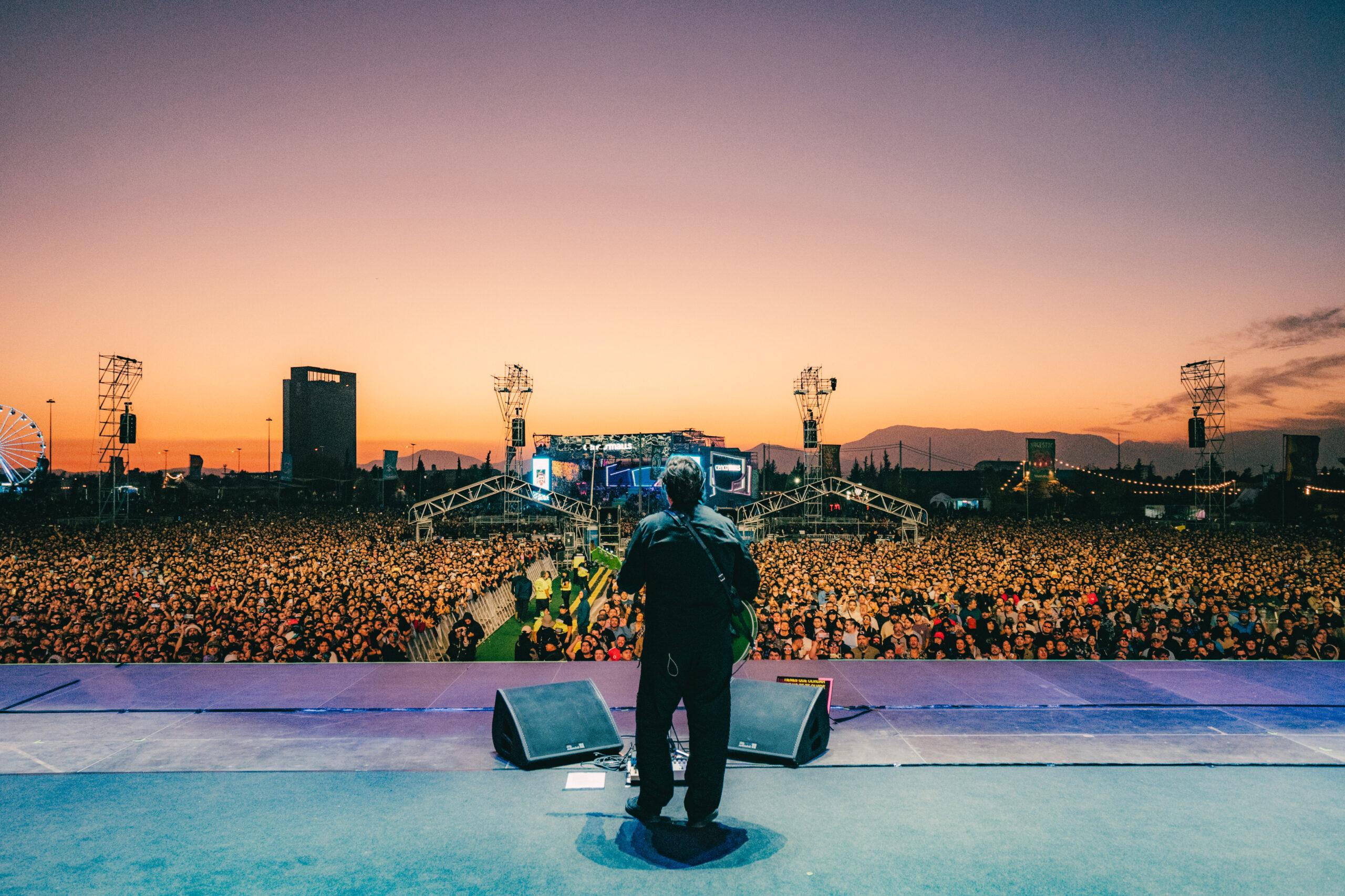 Lollapalooza Chile 2027 reunirá a The Killers, Queens of the Stone Age y Fontaines D.C.